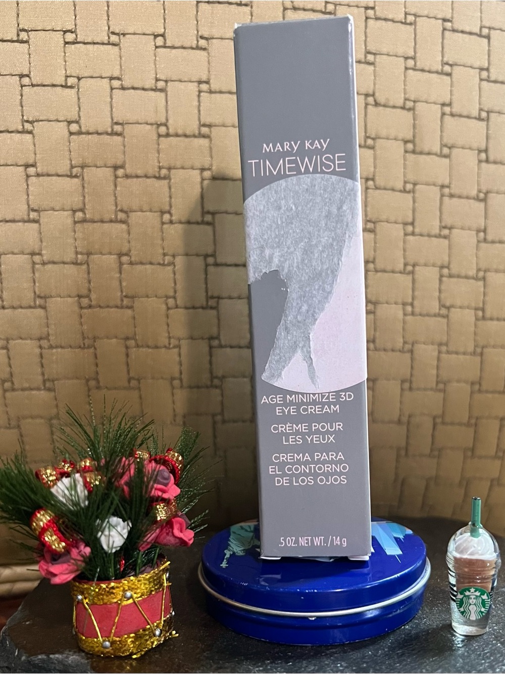 MARY KAY TimeWise Eye Cream in Gray Packaging new in the box